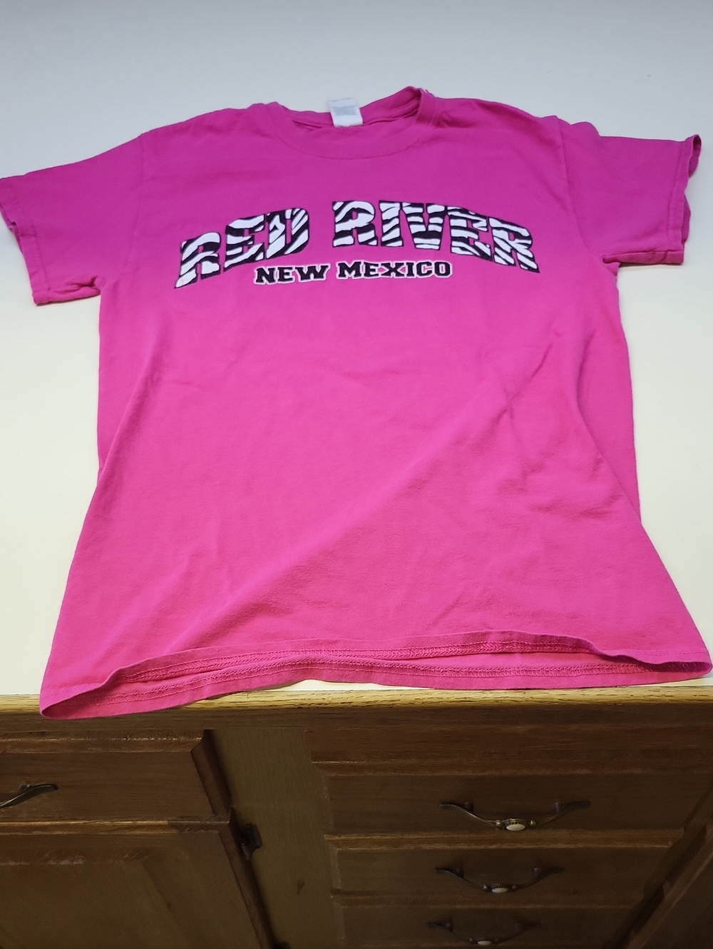 Red River New Mexico Pink Graphic Tee